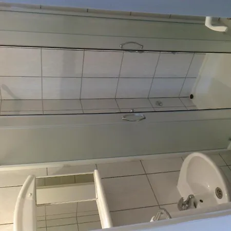 Hotel Lux 2*