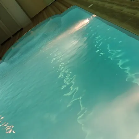 Hotel Lux 2*