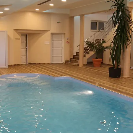 Hotel Lux