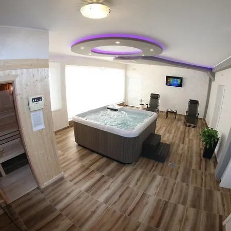 Hotel Lux